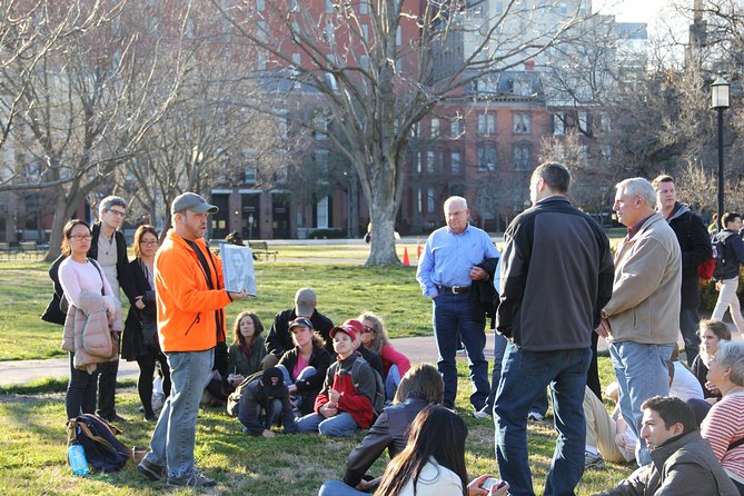 Night of Lincoln Assassination: from White House to Ford Theatre - St. John’s Church and Lafayette Square: getting your DC bearings fast