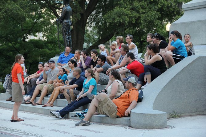 Night of Lincoln Assassination: from White House to Ford Theatre - Petersen Boarding House: where Lincoln was taken after the shooting