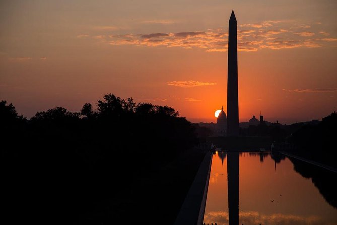 Night-Time City Tour of Washington DC - U.S. Capitol and the National Mall Axis: Big Architecture, Tight Timing