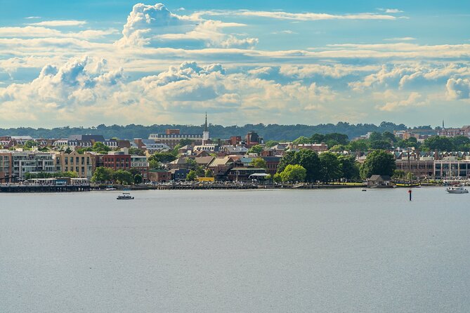 Old Town Alexandria in a Day with Round Trip Ferry Cruise - Gadsby’s Tavern Museum: the best single ticket on the route