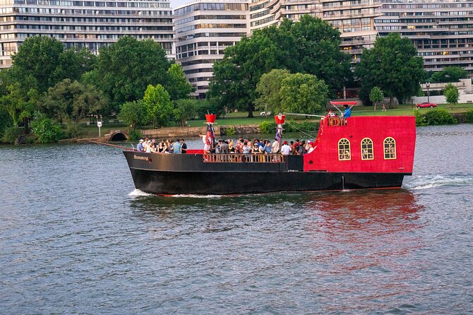 Pirate Ship Treasure Hunt Cruise with Face Painting - Georgetown Waterfront Park: A Chill Pre-Cruise Stretch
