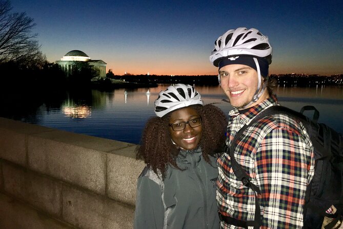 Private DC Monuments at Night Bike Tour - Guides: the human factor that makes it feel worth it