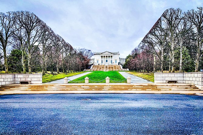 Private, Exclusive DC City Tour - Pickup at Hyatt Regency and Comfort That Actually Helps