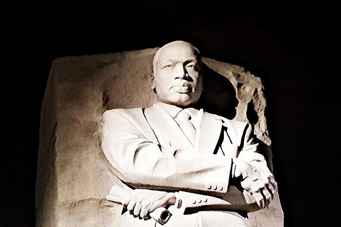 Private Night-Time Monuments Tour of DC for up to 10 Guests - How to tailor the tour to your group