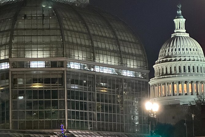 Private Night-Time Tour of Washington DC | DC After Dark™ - Jefferson Memorial at night: why that bronze statue is the opener