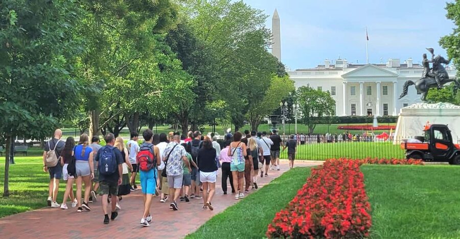Private Washington DC Grand Tour with Changing of the Guard. - Pickup in the DC metro and the flexible route logic