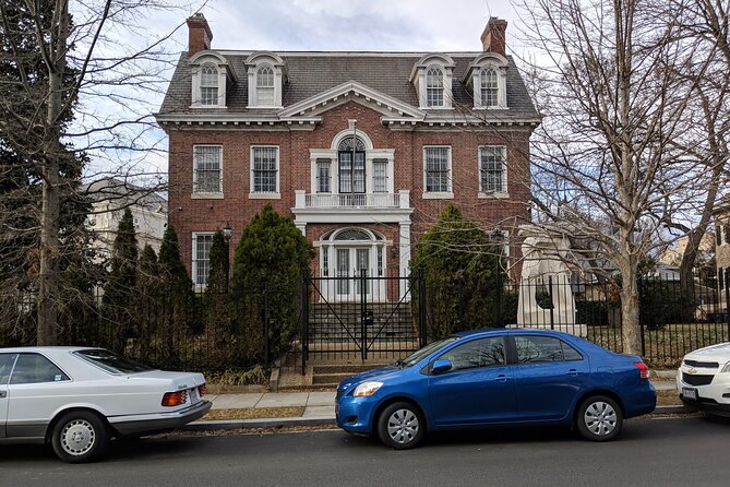 Residences of the Presidents Walking Tour: Dupont and Kalorama - How to Enjoy It More: Timing, Shoes, Shade, and a Water Plan