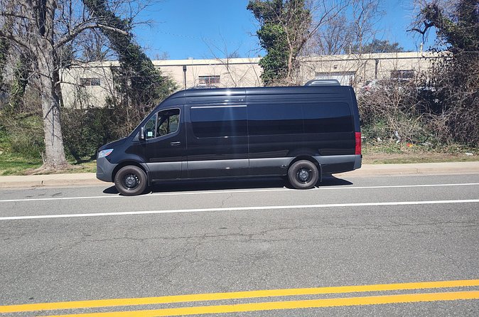 Roberts Luxury Transportation Shuttle Private Sightseeing Tour - Why the lack of a lecture can be a feature, not a bug