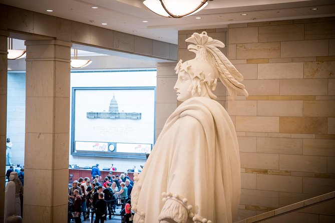 Small-Group Guided Tour inside US Capitol & Library of Congress - Stop 1 on Capitol Hill: quick orientation in 15 minutes