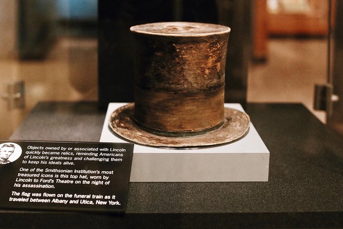 Smithsonian Museum of American History Semi-Private 8ppl Max - Your 2.5-Hour Route Through the Museum’s Best Stops