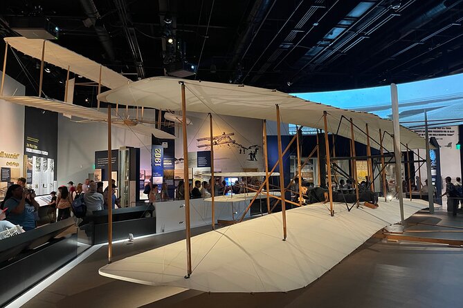 Smithsonian Museums Walking Tour with Reserved Air & Space Entry - Small-group benefits: up to 15 people