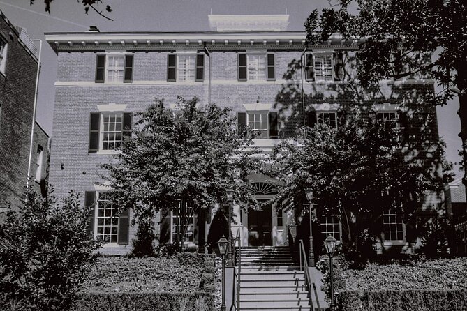 Socialites and Spies of Georgetown Walking Tour - What to Bring and How to Plan Your Walk