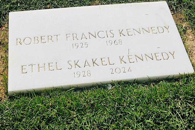 Visit Arlington National Cemetery with one of DC's best guides! - Weather, comfort, and practical tips that matter here