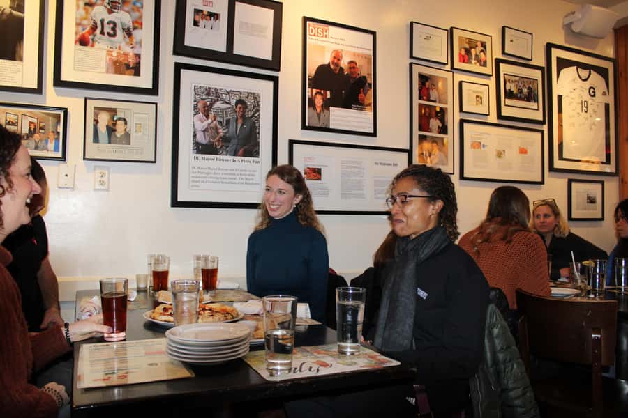 Washington D.C.: Georgetown Guided Secret Food Tour - Cupcake finale and the Secret Dish: save room for the sweet finish