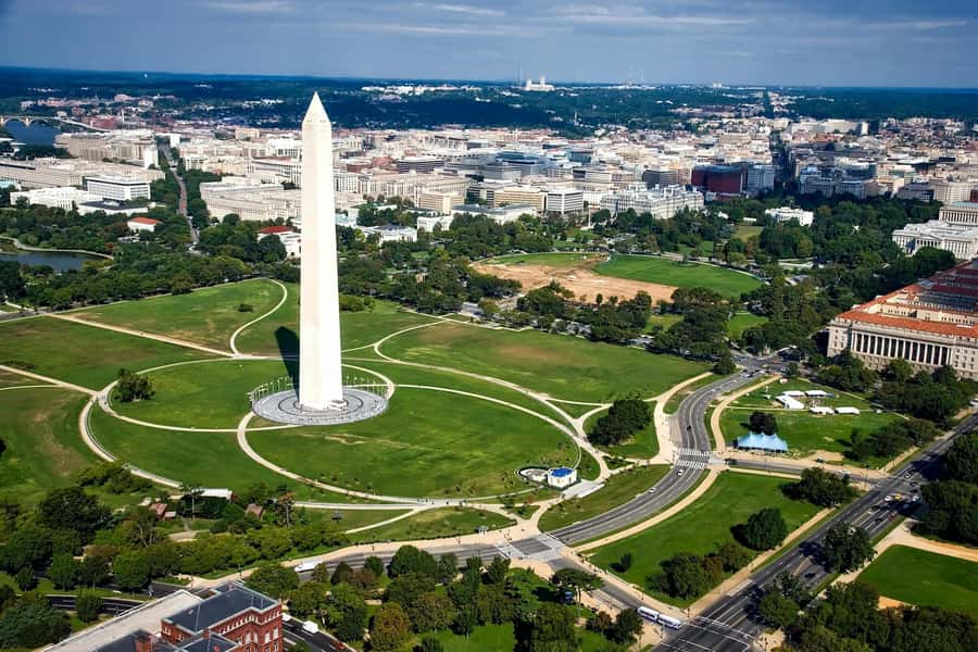 Washington, D.C.: Monuments & Memories History Walking Tour - Lincoln Memorial: from architecture to a speech that still echoes