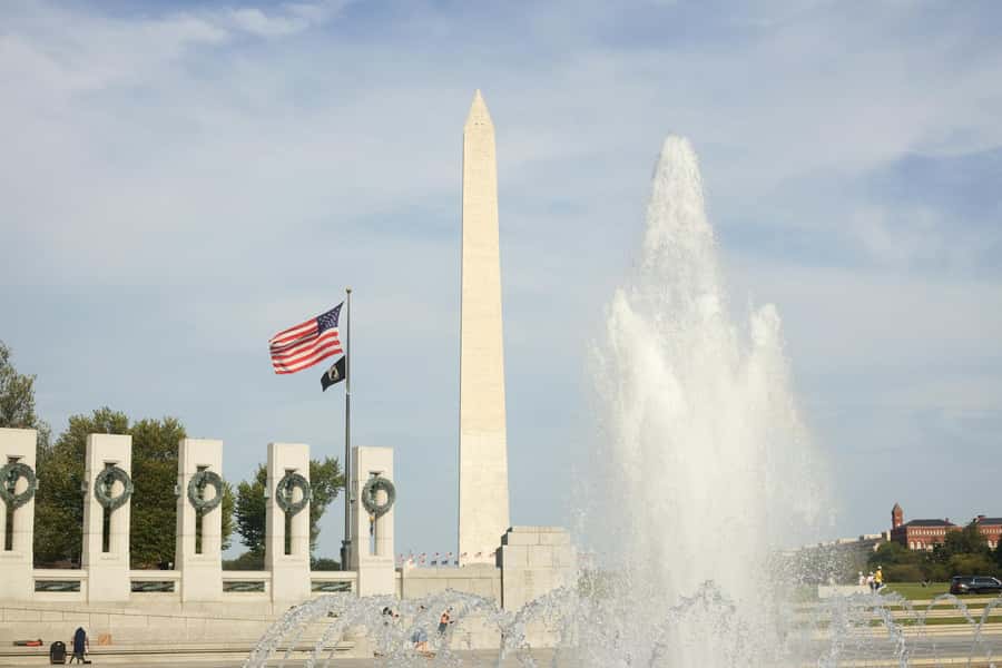 Washington, D.C.: Monuments & Memories History Walking Tour - Vietnam Veterans Memorial: the black granite wall and its names
