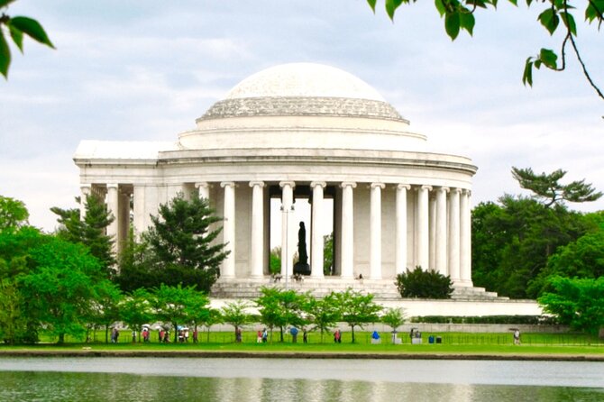 Washington, D.C. Private 4-Hour Day Tour - War memorials you can understand quickly: Vietnam, Korea, WWII, and more