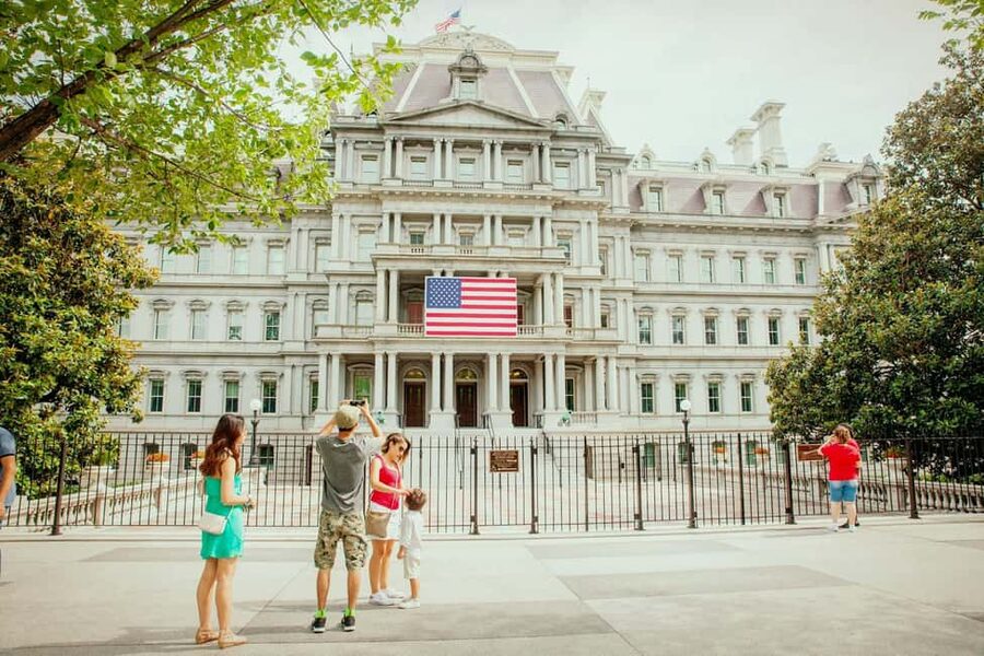 Washington, D.C.: U.S. Capitol & Monuments Walking Tour - Entering the Thomas Jefferson Building: rare documents you can’t fake