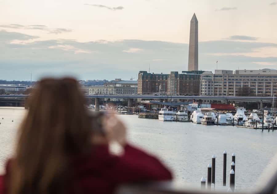 Washington DC: 1 or 2-Day Unlimited Water Taxi Pass - The Monuments Cruise From Georgetown to Old Town Alexandria