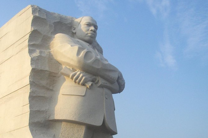 Washington DC 3 Hour Day Tour - Lincoln Memorial, Reflecting Pool Views, and the MLK Connection