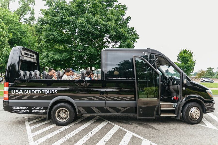 Washington, DC: Full-Day Tour with a Scenic River Cruise - WWII, Jefferson, FDR: The Memorial Chain That Builds Meaning Fast