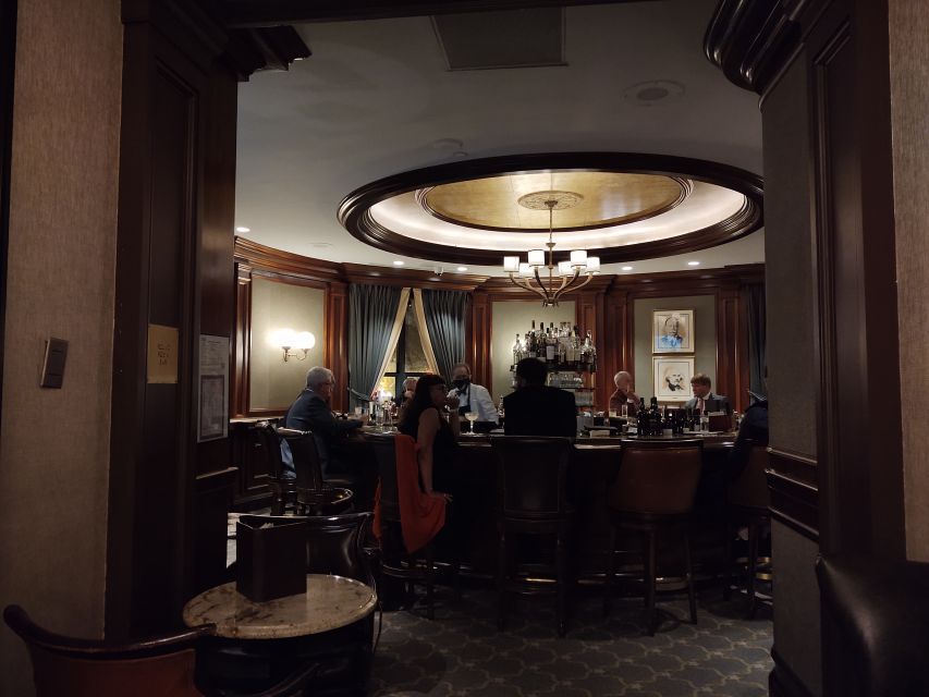 Washington DC: Ghosts Boos and Booze Haunted Pub Crawl - Rhode’s Tavern: the story you can spot even after the tour