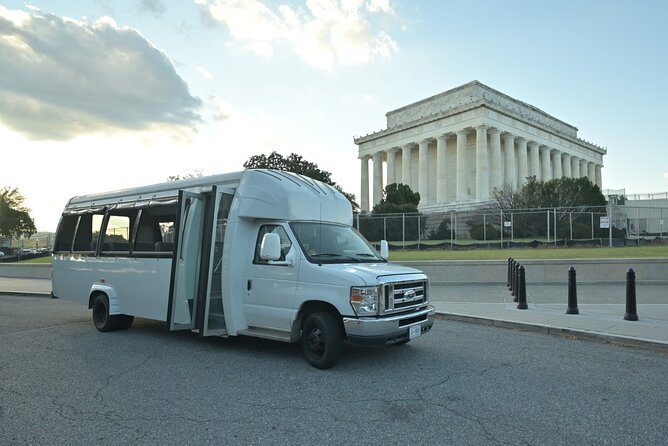 Washington DC History & Monuments Open Air Minibus Guided Tour - Day vs Night: When the Same Stops Feel Different