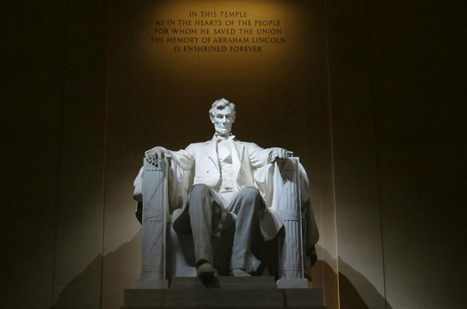 Washington DC Minibus City Night Tour - What “small-group” feels like in practice