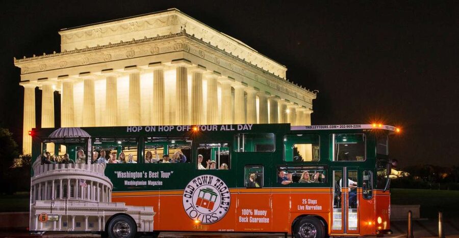 Washington DC: Monuments by Moonlight Nighttime Trolley Tour - Why DC’s monuments at night feel more personal
