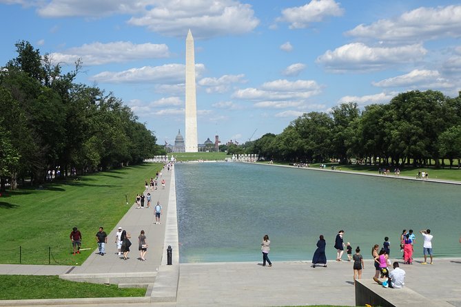 Washington DC Monuments self-guided walking tour & scavenger hunt - Art Museum of the Americas and Constitution Gardens: culture stop without the museum fatigue