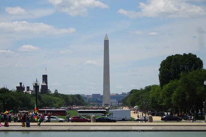 Washington DC Museums self-guided walking tour & scavenger hunt - Price and value: $44.85 per group for a 3-hour Mall route