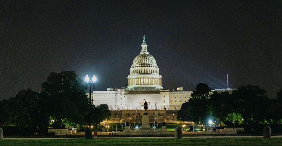 Washington DC: National Mall Night Bus Tour - Your bus comfort choice: closed-top vs glass-top vs convertible