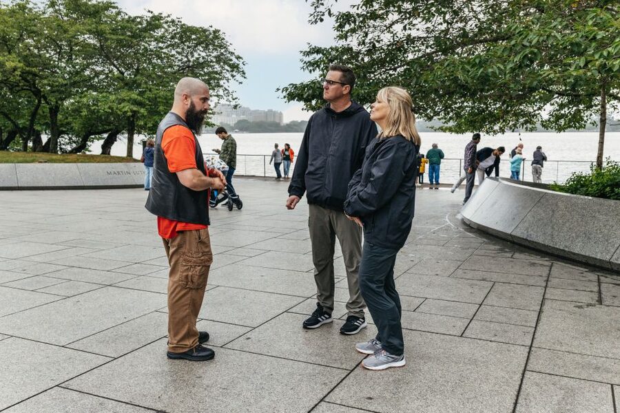 Washington DC: National Mall Tour by Electric Vehicle - Guides Matter: The Difference Between Facts and a Story