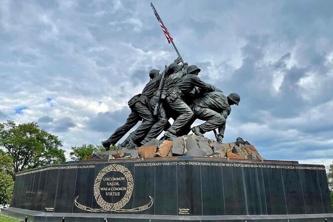 Washington DC Night-Time City Tour - From Capitol Hill to Civil War stops: where the story begins