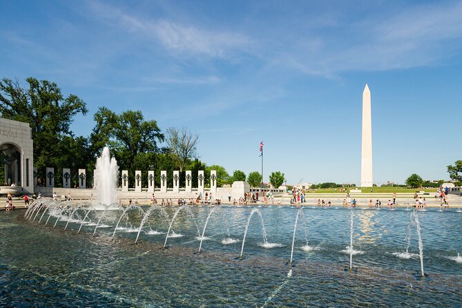 Washington DC Night-Time City Tour with Visit to Mount Vernon - The Mount Vernon-to-DC drive: parkways and town-house photo moments