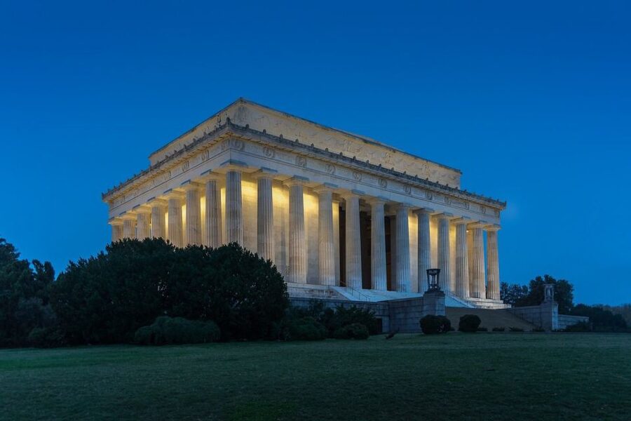 Washington DC: Night Tour with 10+ Stops, Admission Tickets - Quick hits you’ll feel right away