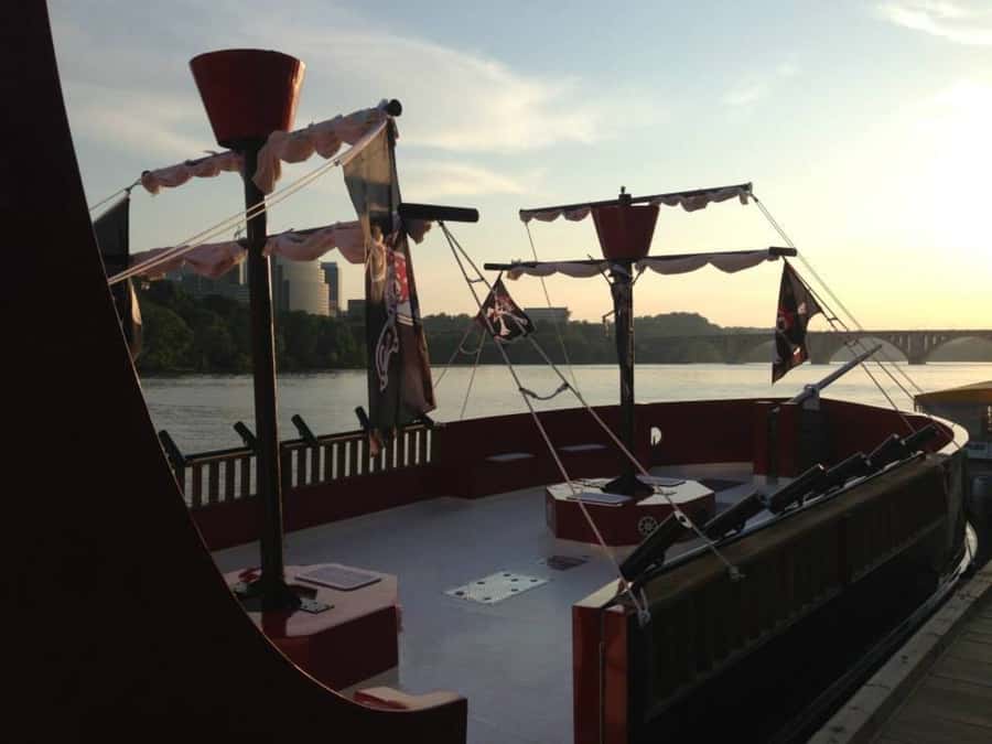 Washington DC: Pirate Ship Cruise with Open Bar - Who This Cruise Is Best For (and Who Should Skip)