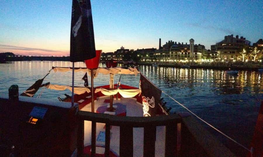 Washington DC: Pirate Ship Cruise with Open Bar - Price and Logistics: Getting the Most Out of Your Night
