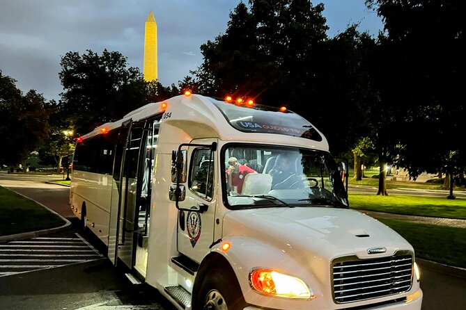 Washington DC Political Scandals and True Crime Night-Time Tour - Meeting point and what the tour feels like on the ground