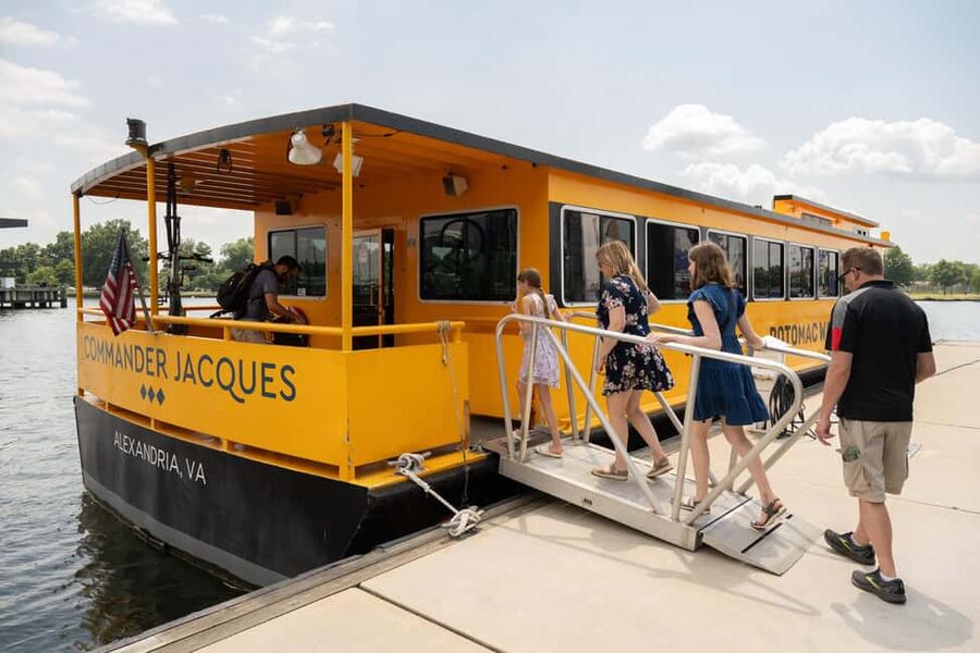 Washington DC: Potomac Cruise and Georgetown Walking Tour - Georgetown Port to C&O Canal: where the neighborhood’s origin story starts
