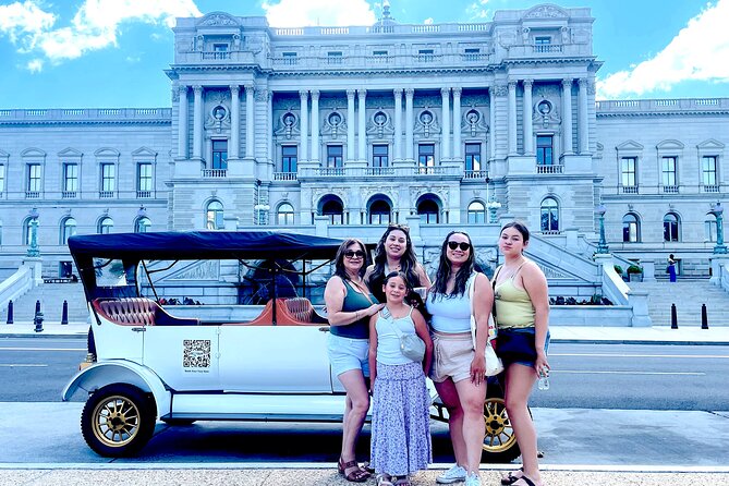 Washington DC Sightseeing Tour by Electric cart or Vintage Car - Lincoln Memorial: Inside Access Plus a Big View