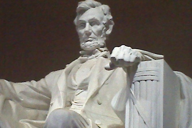 Washington DC Small-Group Evening City Tour - Stop 3: Lincoln Memorial (20 Minutes Plus Meaning for Korean and Vietnam Veterans)
