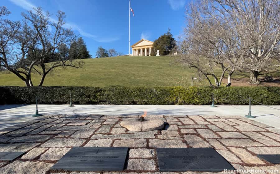 Washington: Mt. Vernon, Alexandria & Arlington Cemetery Tour - Arlington’s Tomb of the Unknown Soldier and the Changing of the Guard